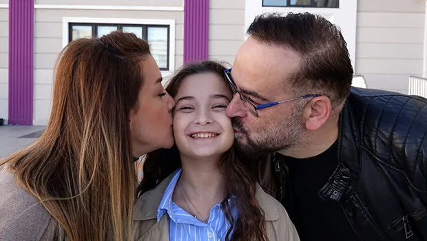 9 yaşındaki Lina'dan göğüs kabartan başarı: Türkiye'yi temsil edecek