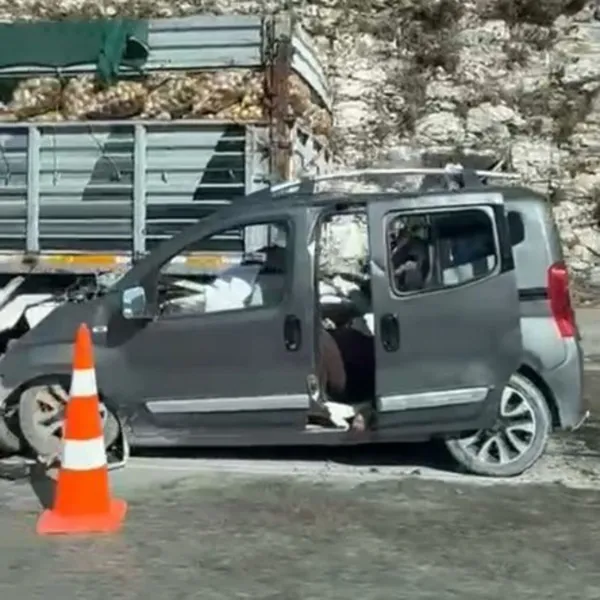 Adana'da katliam gibi kaza! 5 kişi öldü