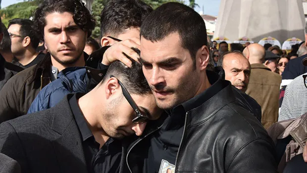 Akın Akınözü'nün Acı Günü: Dayısını Kaybetti! Son Veda...