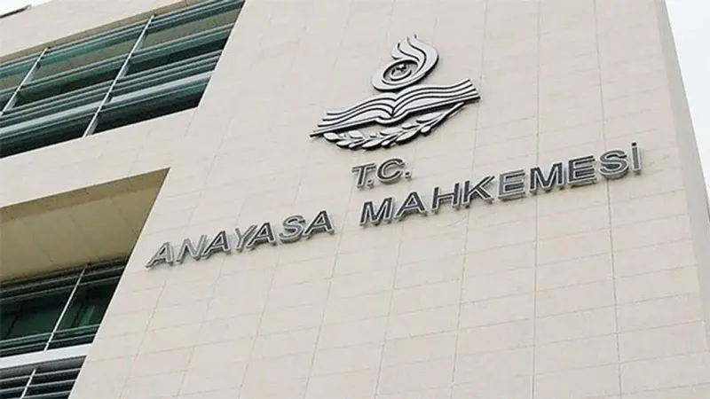 Anayasa Mahkemesinden KKM'ye kaynak aktarılmasına imkan tanıyan düzenlemeye iptal