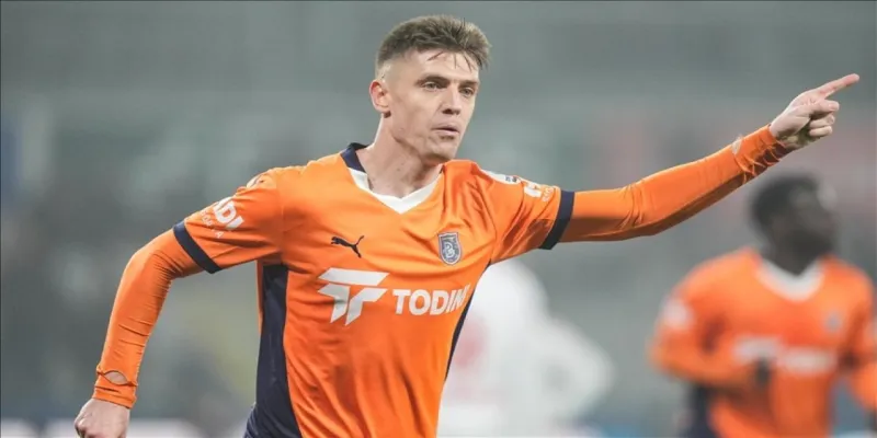Başakşehir'den ayrılan Piatek'in yeni takımı belli oldu
