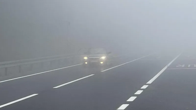 Bolu Dağı'nda Sis Alarmı! İstanbul-Ankara Yolu Kapandı mı?