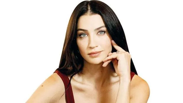 Ceren Benderlioğlu'ndan bayram pozu