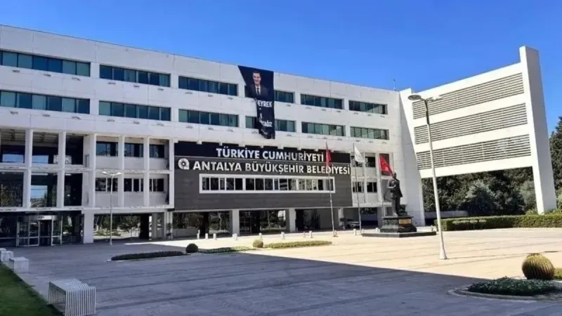 CHP’li Antalya Belediyesi’nde rüşvet soruşturması derinleşiyor: 2 tutuklama daha