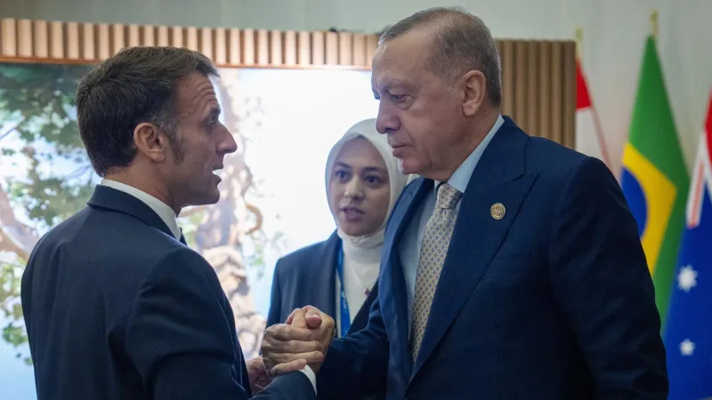 Cumhurbaşkanı Erdoğan, Macron ile görüştü