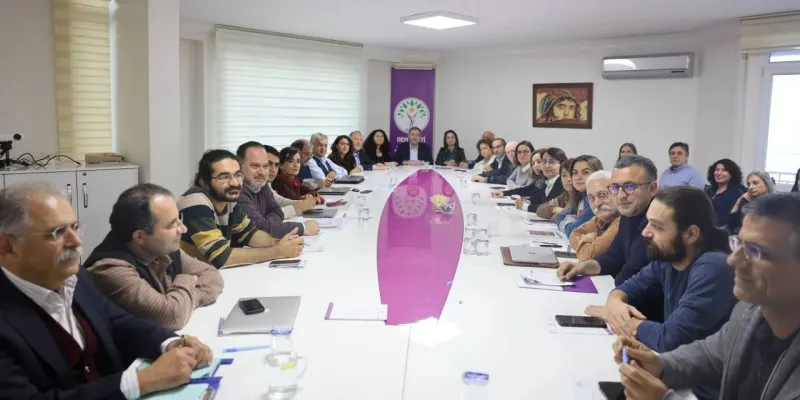 DEM Parti PM ve MYK toplantısı bitti: "Ev toplantıları" kararı