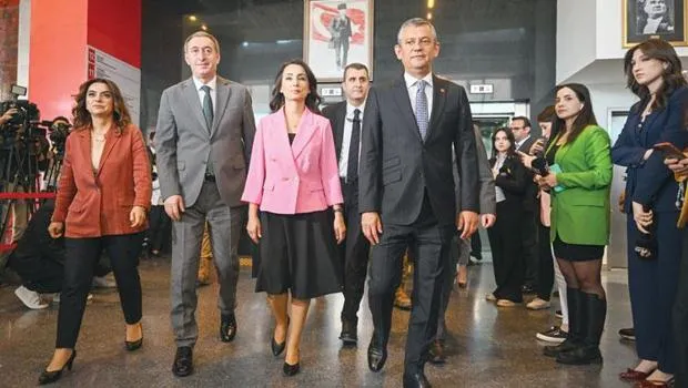 Özgür Özel'den Bomba Komisyon Açıklaması! DEM Parti Ziyareti ve Sonrası