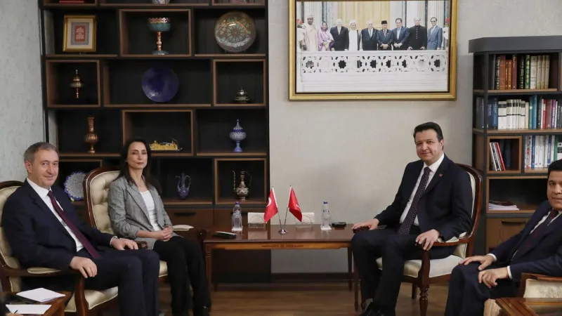 DEM Parti'den Sürpriz Ziyaretler: DEVA ve Saadet'te Neler Konuşuldu?