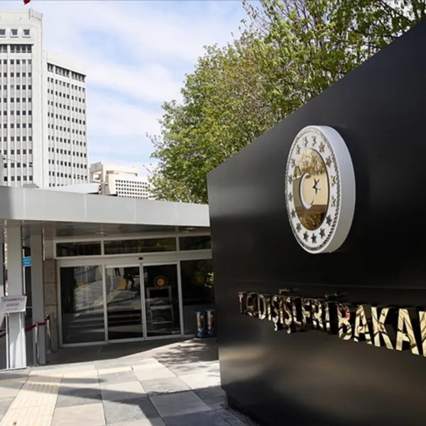 Dışişleri'nden "Barzani Karargahı Sözcülüğü"ne tepki