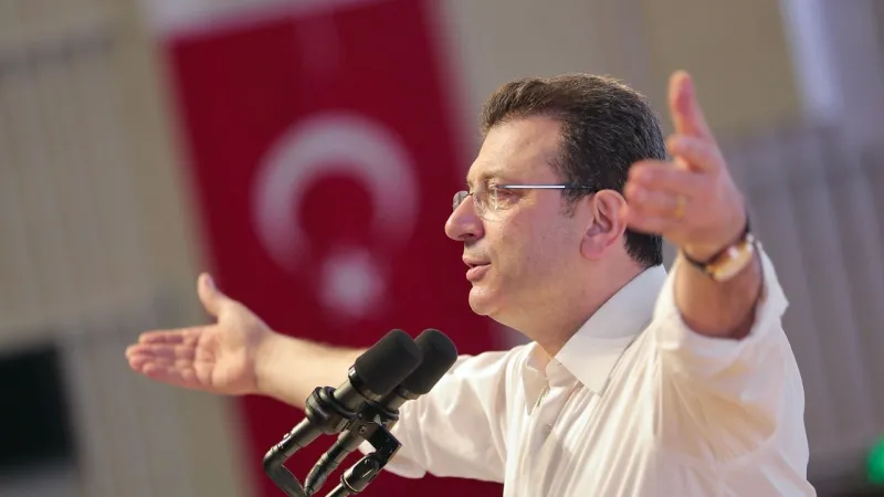 Ekrem İmamoğlu: Gençlerimiz hala ailelerine, arkadaşlarına, öğretmenlerine hasret bir şekilde adalet bekliyor