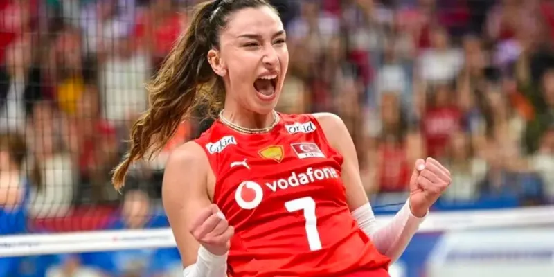 Hande Baladın Fenerbahçe'de! Transfer Videosu Sosyal Medyayı Salladı