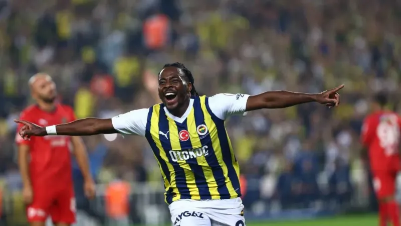 Fenerbahçe'nin yıldızı Bright Osayi-Samuel'e hırsızlık şoku!