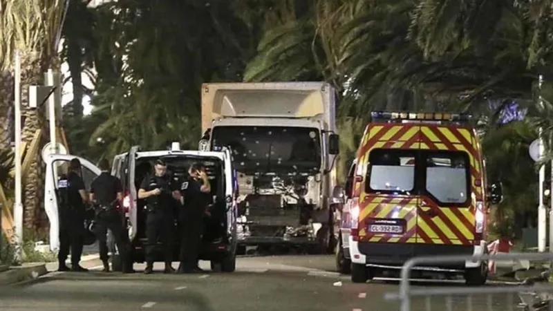 Fransa’da silahlı saldırı: Çok sayıda ölü ve yaralı