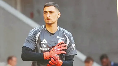 Galatasaray'da Kaleci Krizi! Muslera'nın Yerine Kim Gelecek?