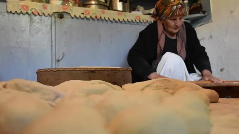 Gümüşhaneli Kadınlardan Kışa Hazırlık: İmeceyle Lezzet Şöleni!