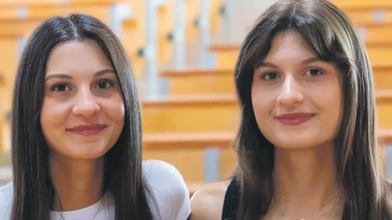 İkiz Kardeşlerin Şaşırtan Kaderi! Üniversiteyi de Birlikte Kazandılar