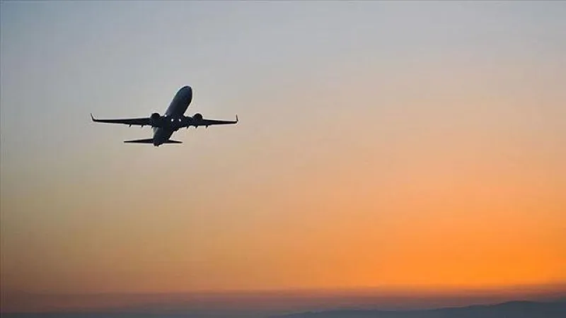 İran batı hava sahasını geçici olarak kapattı