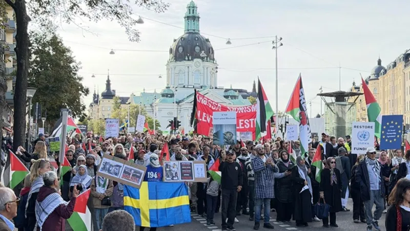 Gazze İçin Ayaktayız! İsveç ve Berlin'de İsrail Protestosu