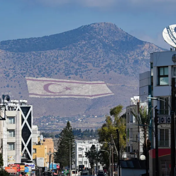 KKTC Seçimlerinde Oy Kullanma Başladı! Kim Kazanacak?