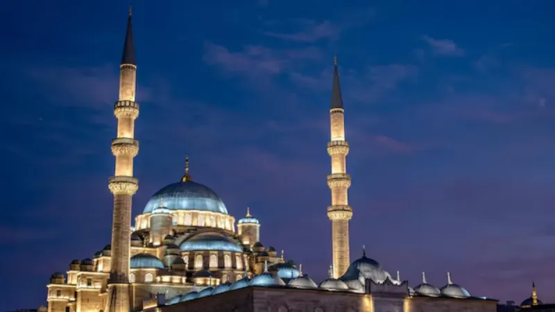 81 İLDE BAYRAM NAMAZI SAATLERİ 2025: Ramazan Bayramı namazı saat kaçta kılınacak? Diyanet’ten İstanbul, Ankara, İzmir ve il il namaz vakitleri