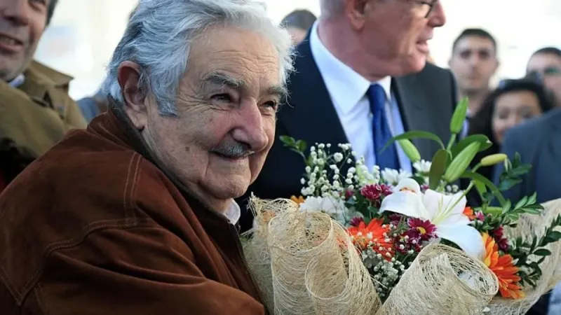 Dünyanın En Yoksul Başkanı Jose Mujica Hayatını Kaybetti! Şok Detaylar