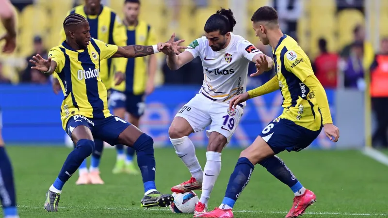 Fenerbahçe Eyüpspor'u Avladı! Gol Dakikası Şok Etti