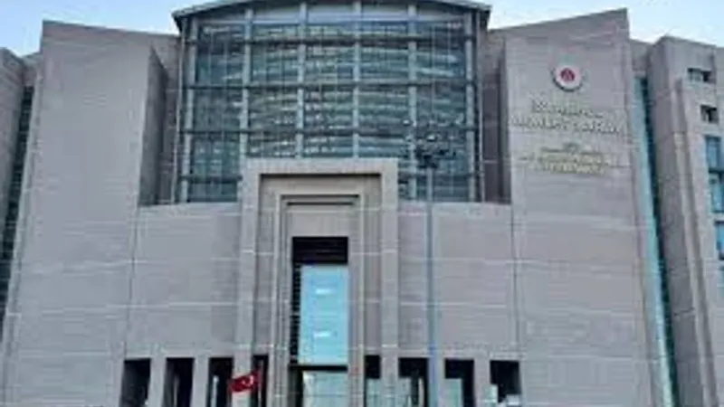 İBB'de Yolsuzluk Şoku! İmamoğlu'nun Tutukluluğu Devam Edecek mi?