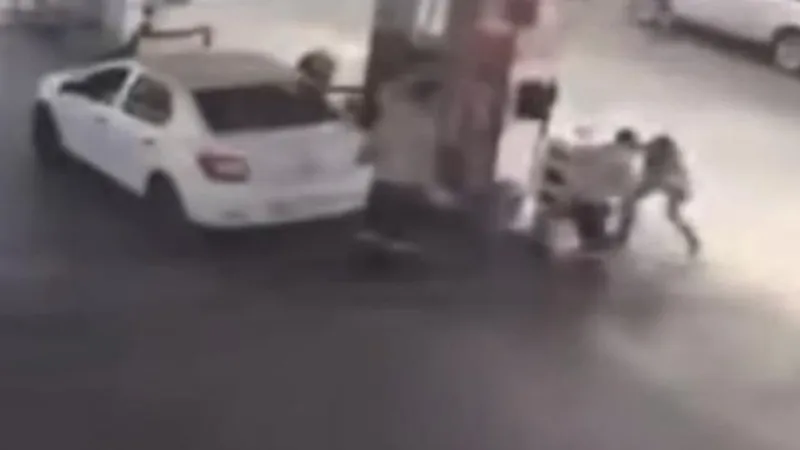 İşten Kovulunca Kan Döktü! Arkadaşını Bıçakladı!