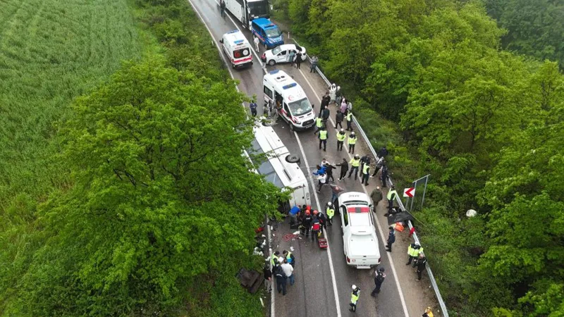 Sinop'ta Feci Kaza! Öğrenci Otobüsü Devrildi: Yaralılar Var