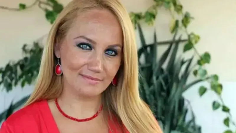 Pınar Aydınlar Hakim Karşısında: Cenazeye Gidemediğim İçin Üzgünüm!