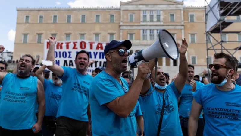 Yunanistan'da Hayat Durdu! İşçi ve Memurlar Greve Gitti