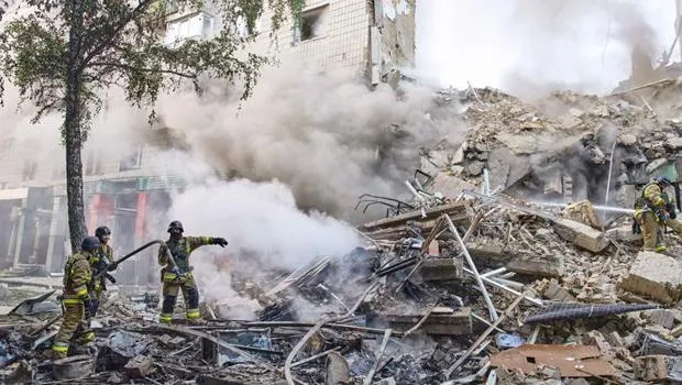 Ruslardan Kiev’e ağır saldırı: 15 ölü