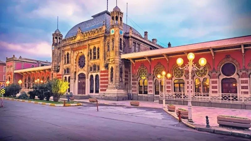 Sirkeci Garı'nda Büyük Sürpriz! Yeniden Doğuşu Görenleri Şaşırtacak