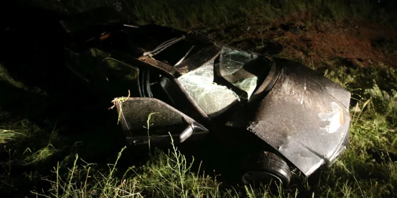 Takla atan otomobil hurdaya döndü, 6 kişi hastaneye kaldırıldı