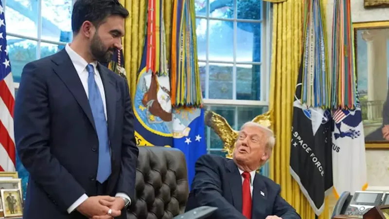 Trump'tan Müslüman Başkana Şaşırtan Övgü! Neler Konuşuldu?