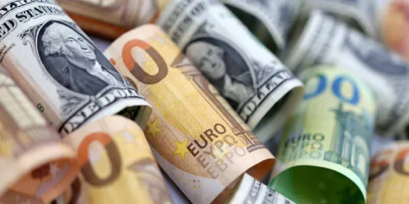 Yanlışlıkla 300 trilyon dolar basıldı: Kripto piyasasında kısa süreli panik!